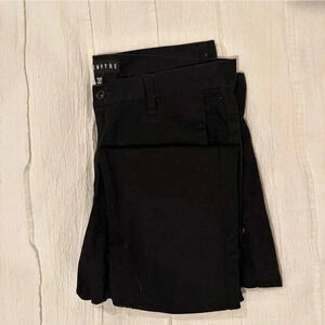 Empyre - men’s black straight leg  jeans. Size 32